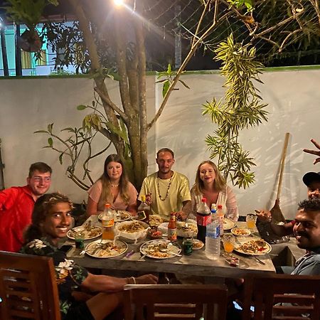 Mirissa Gold Rush Villa Buitenkant foto