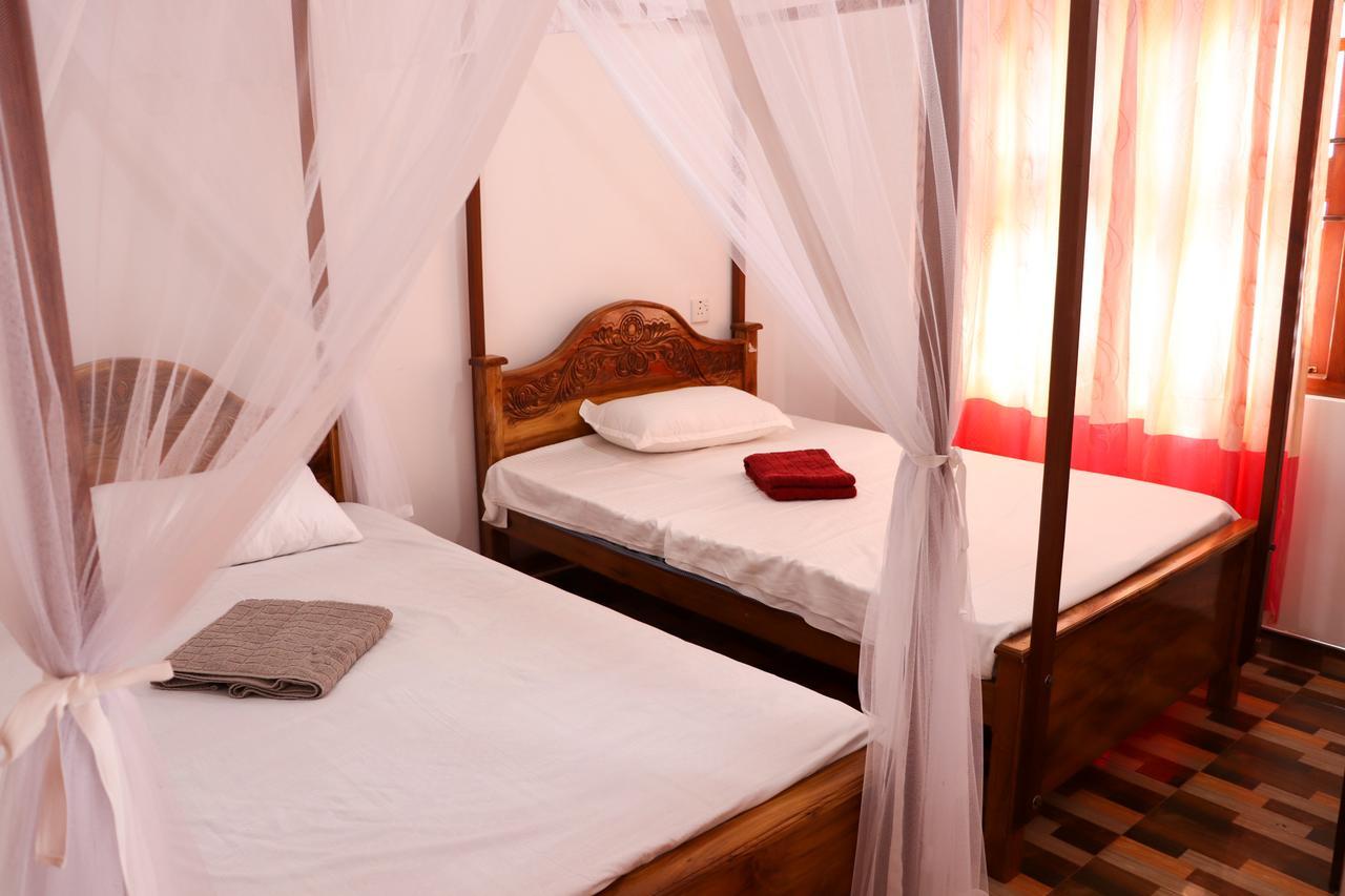 Mirissa Gold Rush Villa Buitenkant foto