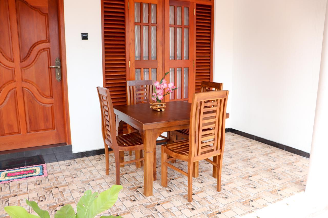 Mirissa Gold Rush Villa Buitenkant foto